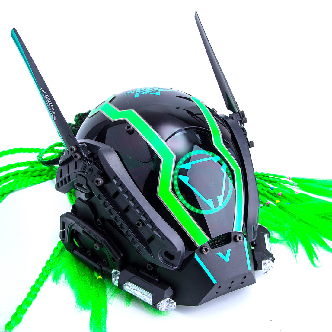 cyberpunk_mask_gothic_mask_with_green_lights_and_dreadlocks